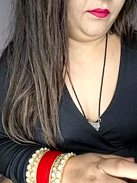 Snapshot of indian-hotmilfs chatting on 12/04/25, 11:46 indian-hotmilfs online show from 12/04/25, 11:46