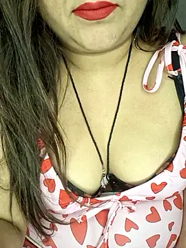 indian-hotmilfs online show from 01/08/26, 07:05