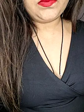 indian-hotmilfs online show from 02/22/26, 07:45