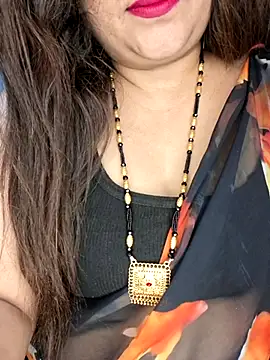 indian-hotmilfs online show from 03/14/26, 04:23