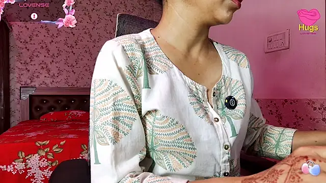 snow white123 online show from 04/05/26, 09:45