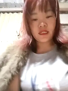 sukabae00 online show from 09/10/25, 11:05