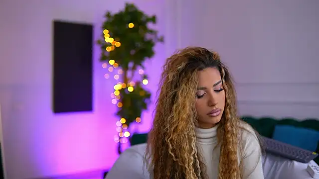 SiennaRuh online show from 03/05/26, 10:11