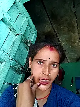Snapshot of Arti13A chatting on 05/15/26, 11:01 Arti13A online show from 05/15/26, 11:01