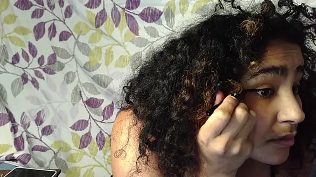 Mommybubbles2 online show from 12/04/25, 09:34