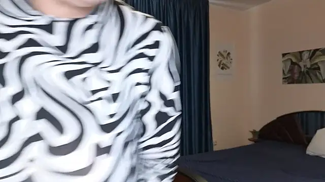 Rosette Pricky online show from 09/27/25, 01:16