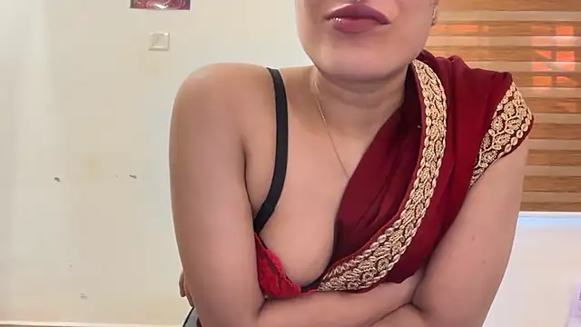 Snapshot of LucytheDevilQueen chatting on 12/05/25, 03:15 LucytheDevilQueen online show from 12/05/25, 03:15