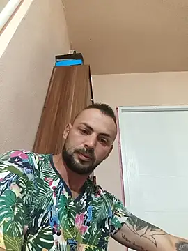 papichulo0099 online show from 10/11/25, 02:22