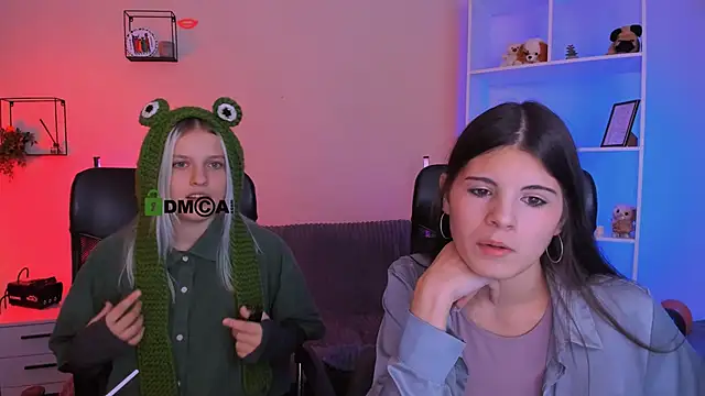 lizzie boom online show from 11/07/25, 07:58