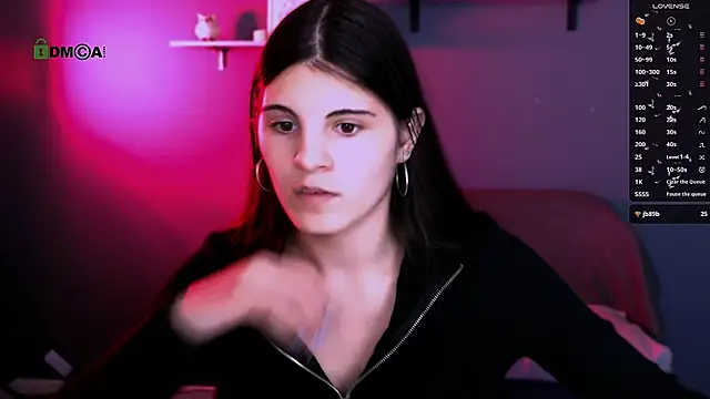 lizzie boom online show from 11/22/25, 08:52