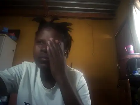 Caramelchick01 online show from 09/10/25, 01:44