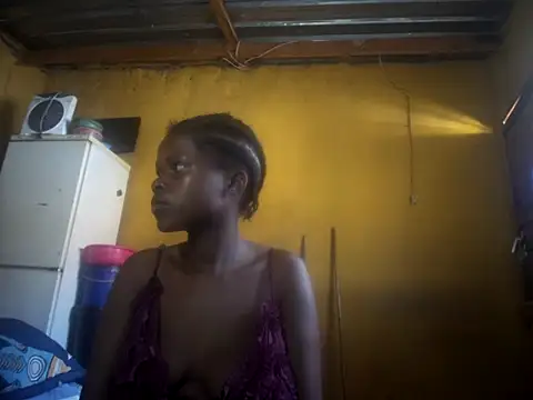 Caramelchick01 online show from 10/09/25, 06:55