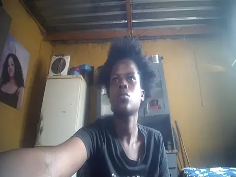 Caramelchick01 online show from 11/26/25, 07:31