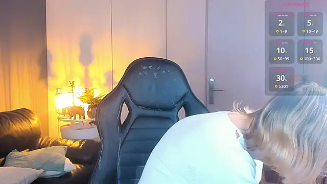 Snapshot of Amanda_Butlerr chatting on 10/12/25, 09:41 Amanda Butlerr online show from 10/12/25, 09:41