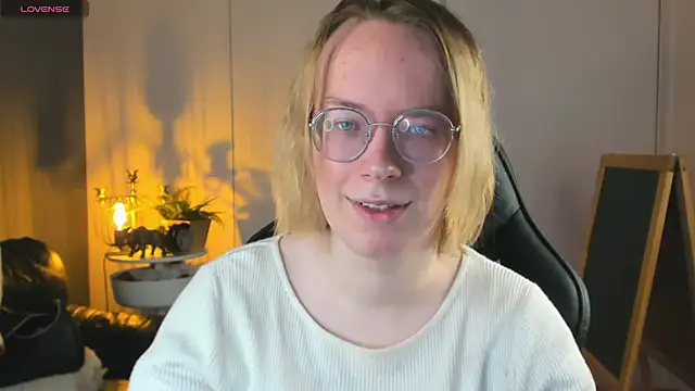 Snapshot of Amanda_Butlerr chatting on 10/30/25, 09:55 Amanda Butlerr online show from 10/30/25, 09:55