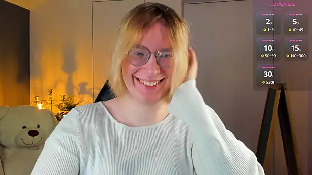 Snapshot of Amanda_Butlerr chatting on 11/14/25, 09:41 Amanda Butlerr online show from 11/14/25, 09:41