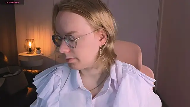 Amanda Butlerr online show from 06/04/26, 01:28