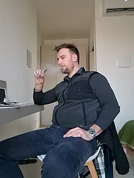 mrlyuis online show from 02/26/26, 04:06