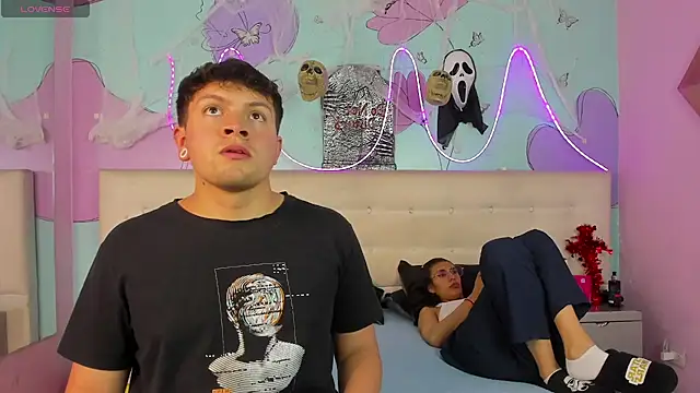 Ethan N Abby online show from 10/23/25, 03:28