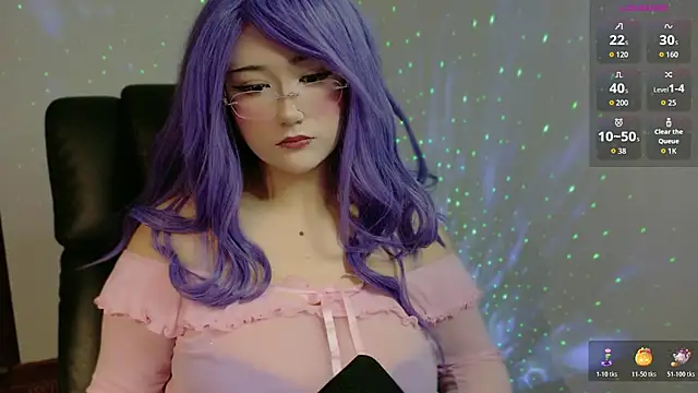 Snapshot of Livelle69 chatting on 10/24/25, 12:08 Livelle69 online show from 10/24/25, 12:08