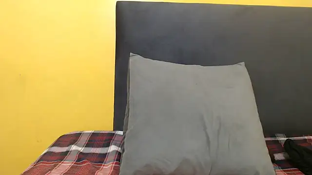Nina Skye online show from 10/01/25, 08:31