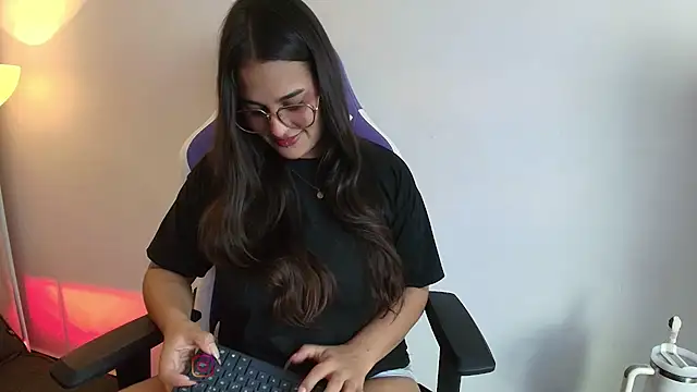 Abby Raschell online show from 02/18/26, 04:41