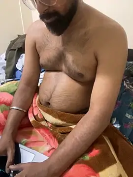 Snapshot of Horney_spidy chatting on 11/29/25, 05:16 Horney spidy online show from 11/29/25, 05:16