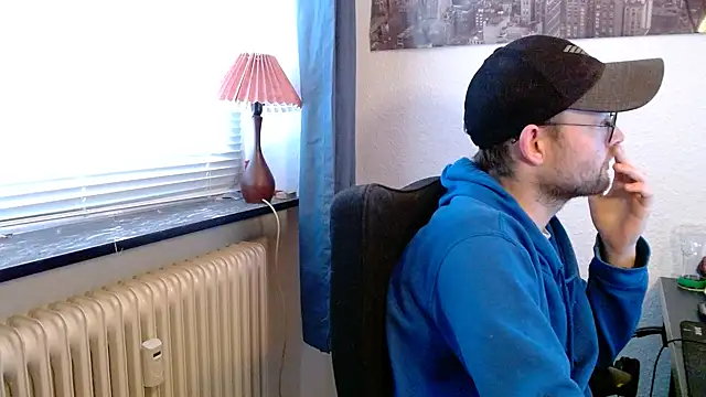 Snapshot of ChefDeLust chatting on 10/25/25, 09:28 ChefDeLust online show from 10/25/25, 09:28