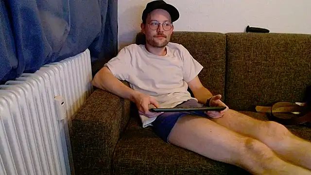 Snapshot of ChefDeLust chatting on 12/05/25, 05:31 ChefDeLust online show from 12/05/25, 05:31