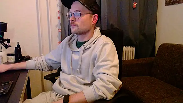 Snapshot of ChefDeLust chatting on 12/18/25, 03:51 ChefDeLust online show from 12/18/25, 03:51