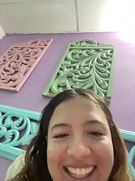 Snapshot of destiny69col chatting on 09/12/25, 04:18 destiny69col online show from 09/12/25, 04:18