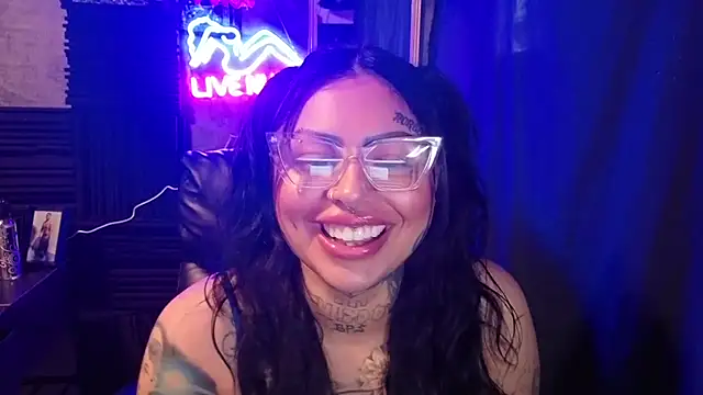 chicanachic13 online show from 12/13/25, 09:53