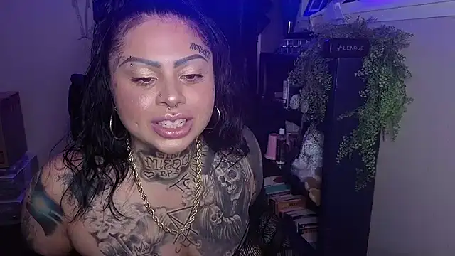 chicanachic13 online show from 05/23/26, 04:50