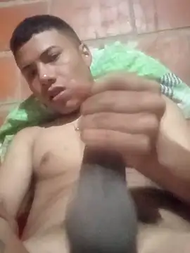 Snapshot of eldelmienbrogrueso chatting on 11/11/25, 11:38 eldelmienbrogrueso online show from 11/11/25, 11:38