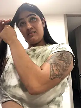 Miia Parker online show from 11/19/25, 12:49