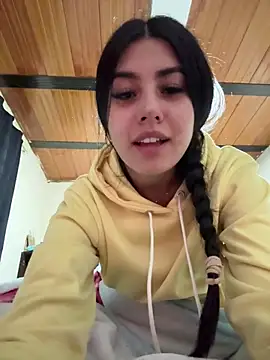 Victoria alson online show from 09/11/25, 09:31