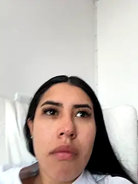 Victoria alson online show from 10/03/25, 01:41