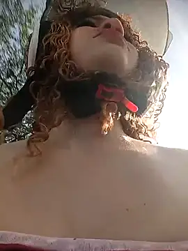 SirenRouge 69 online show from 10/15/25, 08:42