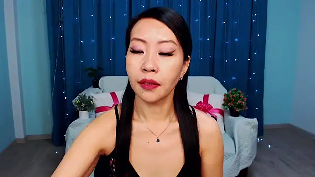 LiaPak online show from 11/05/25, 01:05