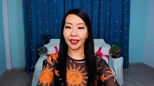 LiaPak online show from 11/06/25, 01:06