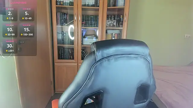 MiaLores online show from 04/12/26, 10:09