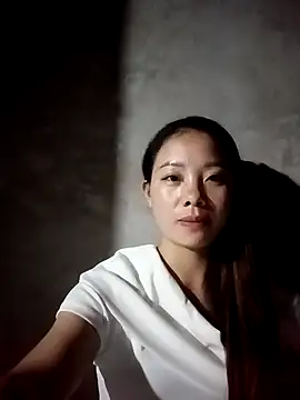 milo123-xx online show from 10/13/25, 12:49