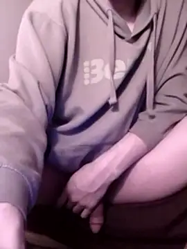 DanBfl online show from 04/16/26, 06:36