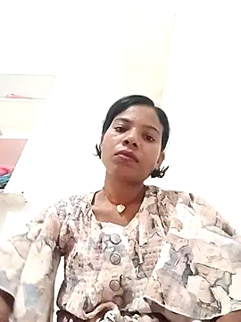 Snapshot of Rubi_sarma chatting on 09/21/25, 08:43 Rubi sarma online show from 09/21/25, 08:43