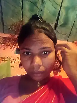 Snapshot of Rubi_sarma chatting on 11/11/25, 02:17 Rubi sarma online show from 11/11/25, 02:17