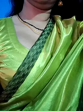 Snapshot of jaan-step chatting on 11/05/25, 01:44 jaan-step online show from 11/05/25, 01:44