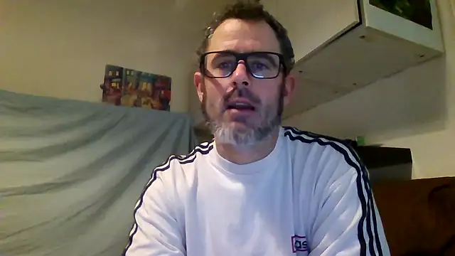 whatYwantMorrre online show from 12/04/25, 11:19