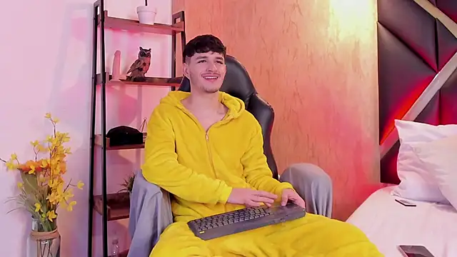 LiamMuller online show from 10/30/25, 11:55