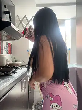 BrendaCrean online show from 02/17/25, 02:37