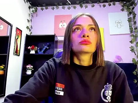 Snapshot of Tammy_Thompson_ chatting on 09/10/25, 01:55 Tammy Thompson online show from 09/10/25, 01:55